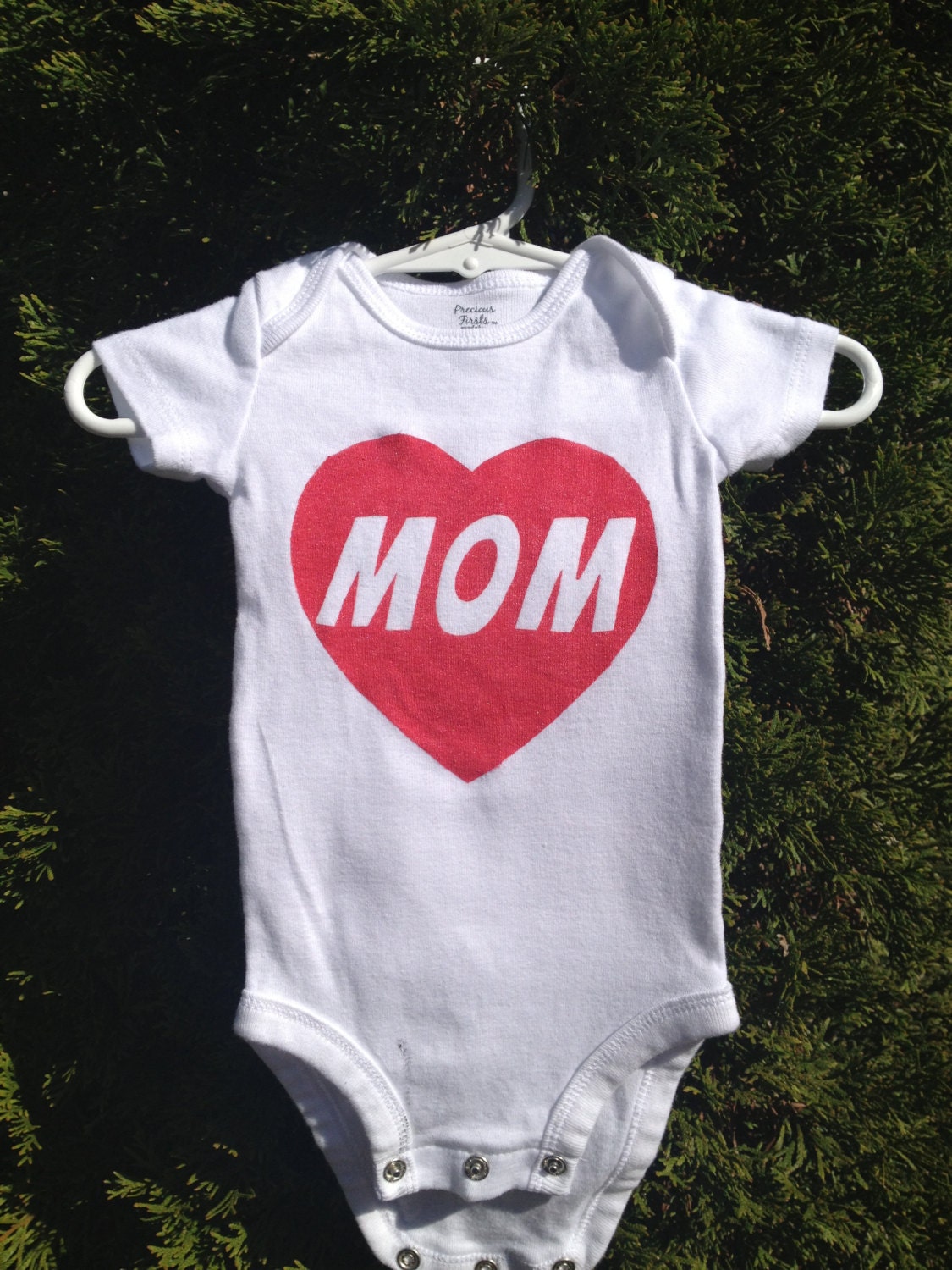 Mom Red Heart Infant Onesie - Size 3 months - Ready to Ship