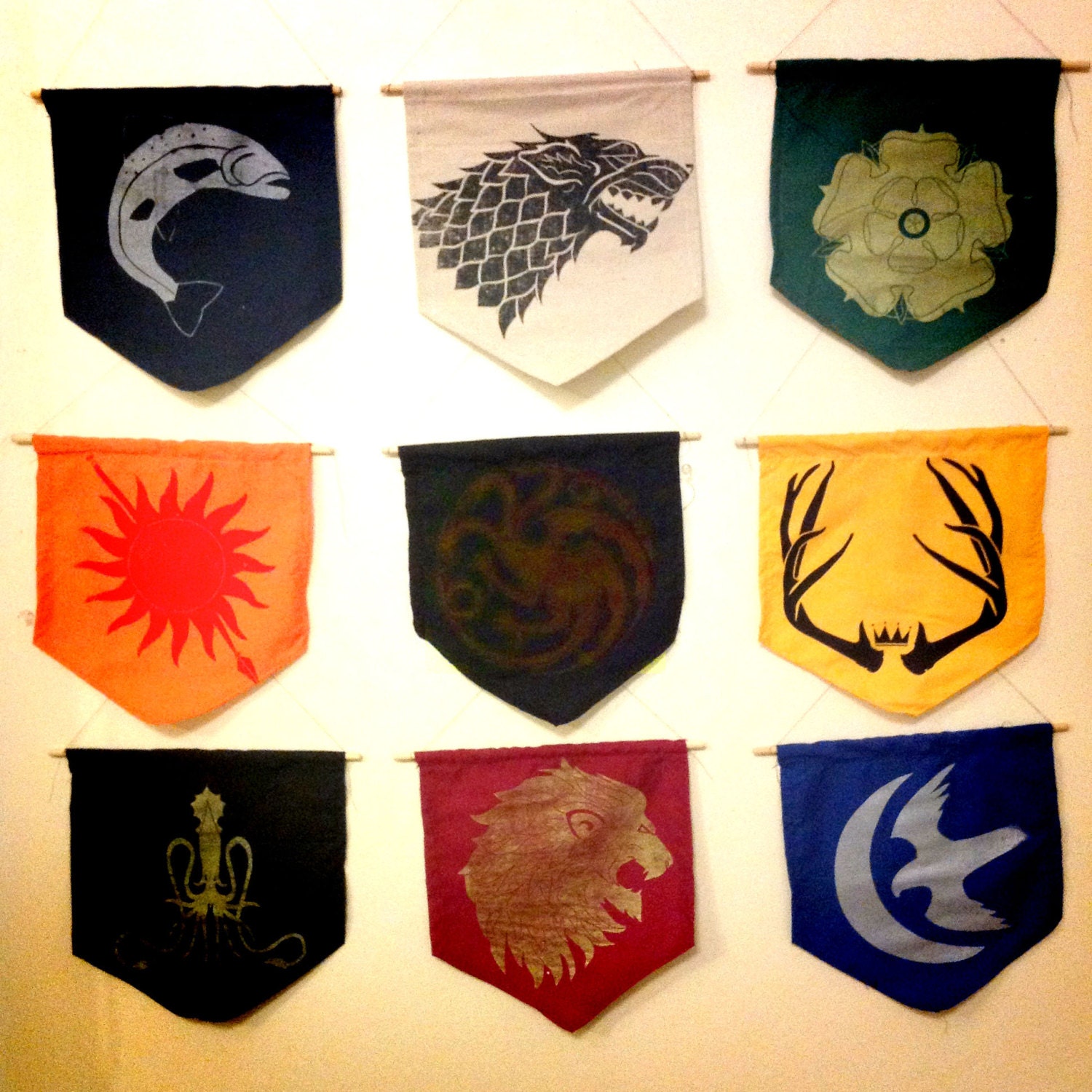 Houses of Westeros Sigil Banners (set of 9)