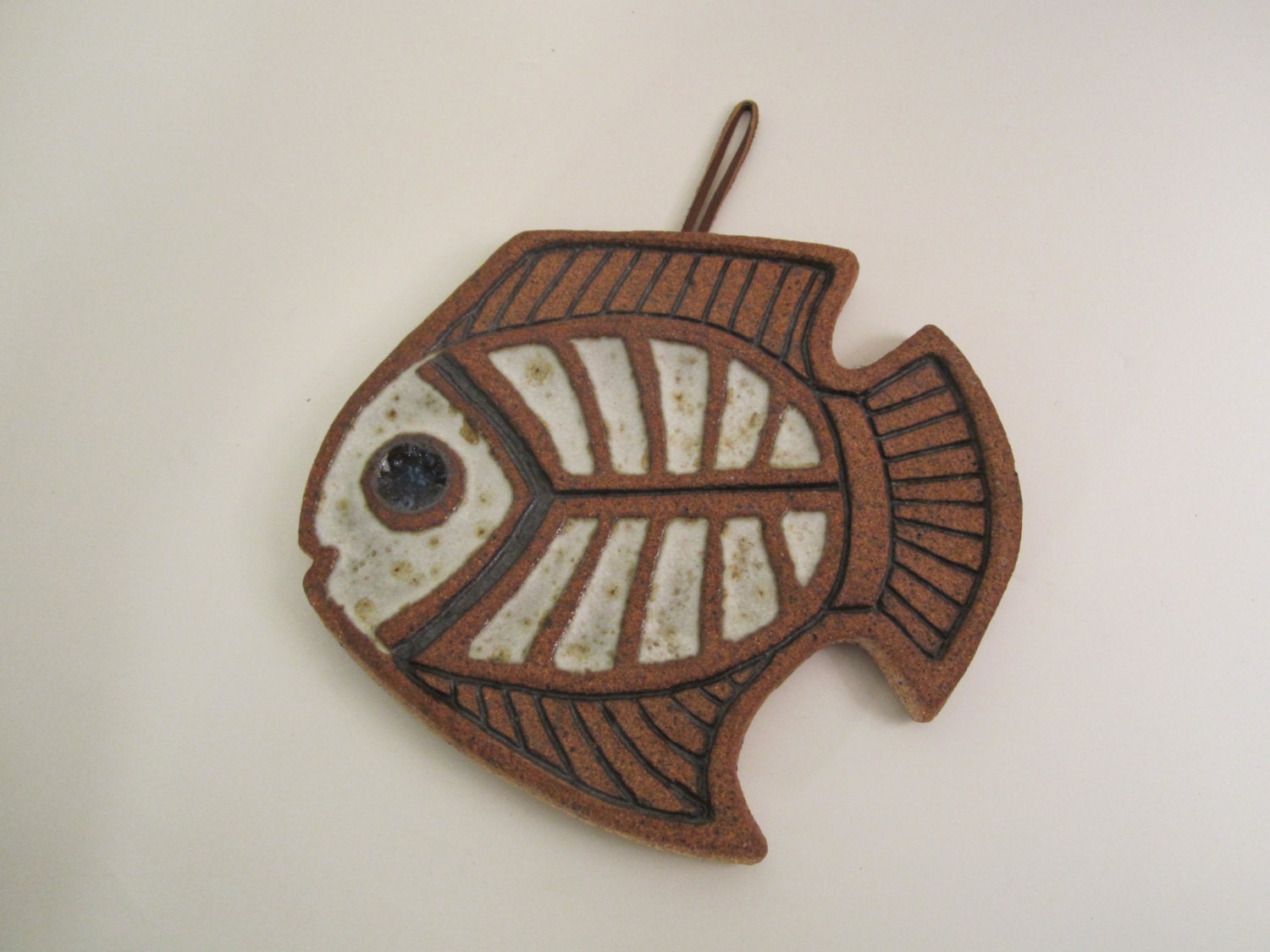 Vintage Modern Victoria Littlejohn Ceramic Fish Trivet