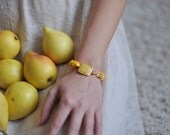 valentine day jewelry light large stone gemstone handmade bracelet gold bright sunshine yellow natural silk israel jewelry