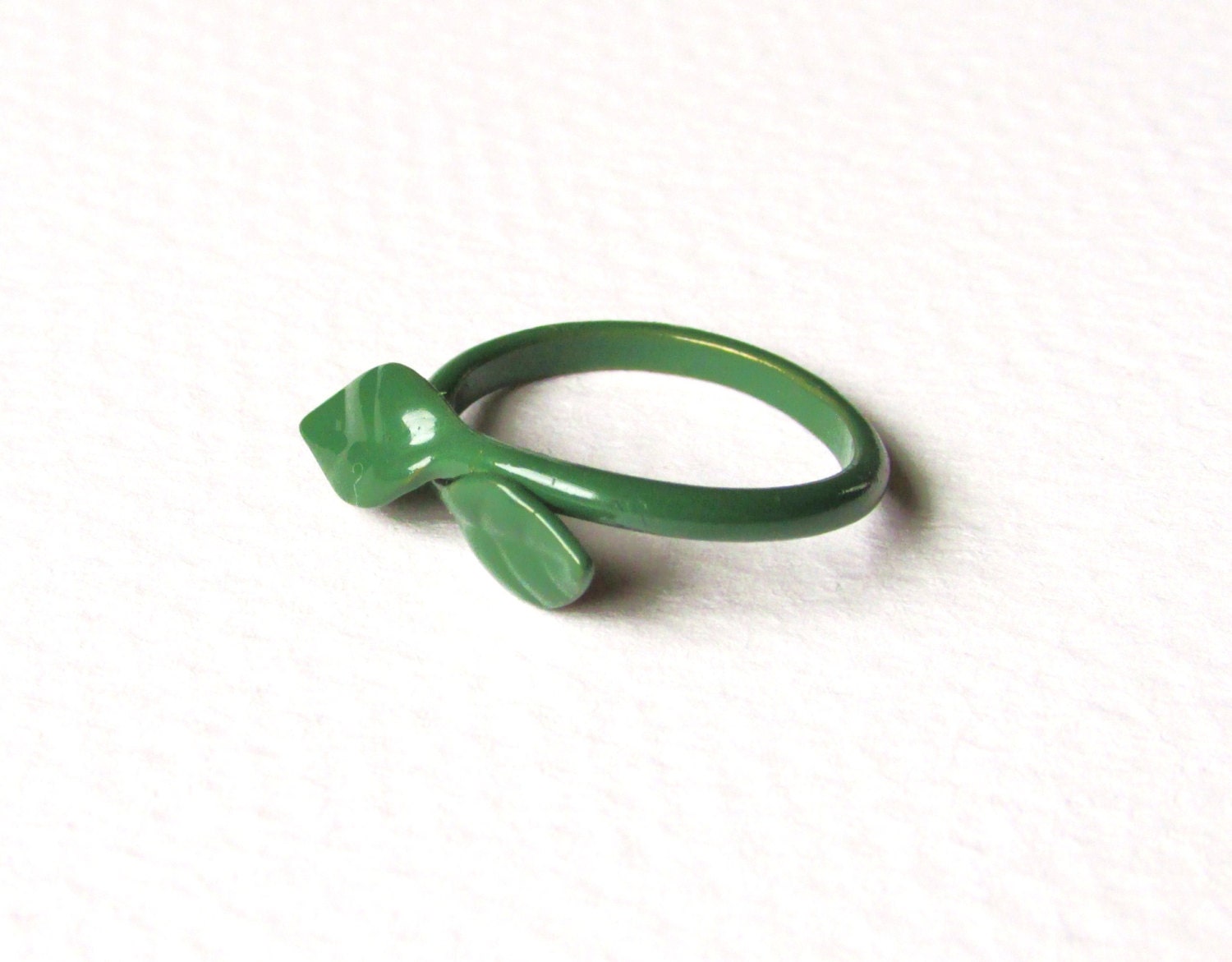 Green Leaf Ring