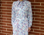 Women's Vintage Blue Floral Dress with Belt & Bow Tie Size 6-8