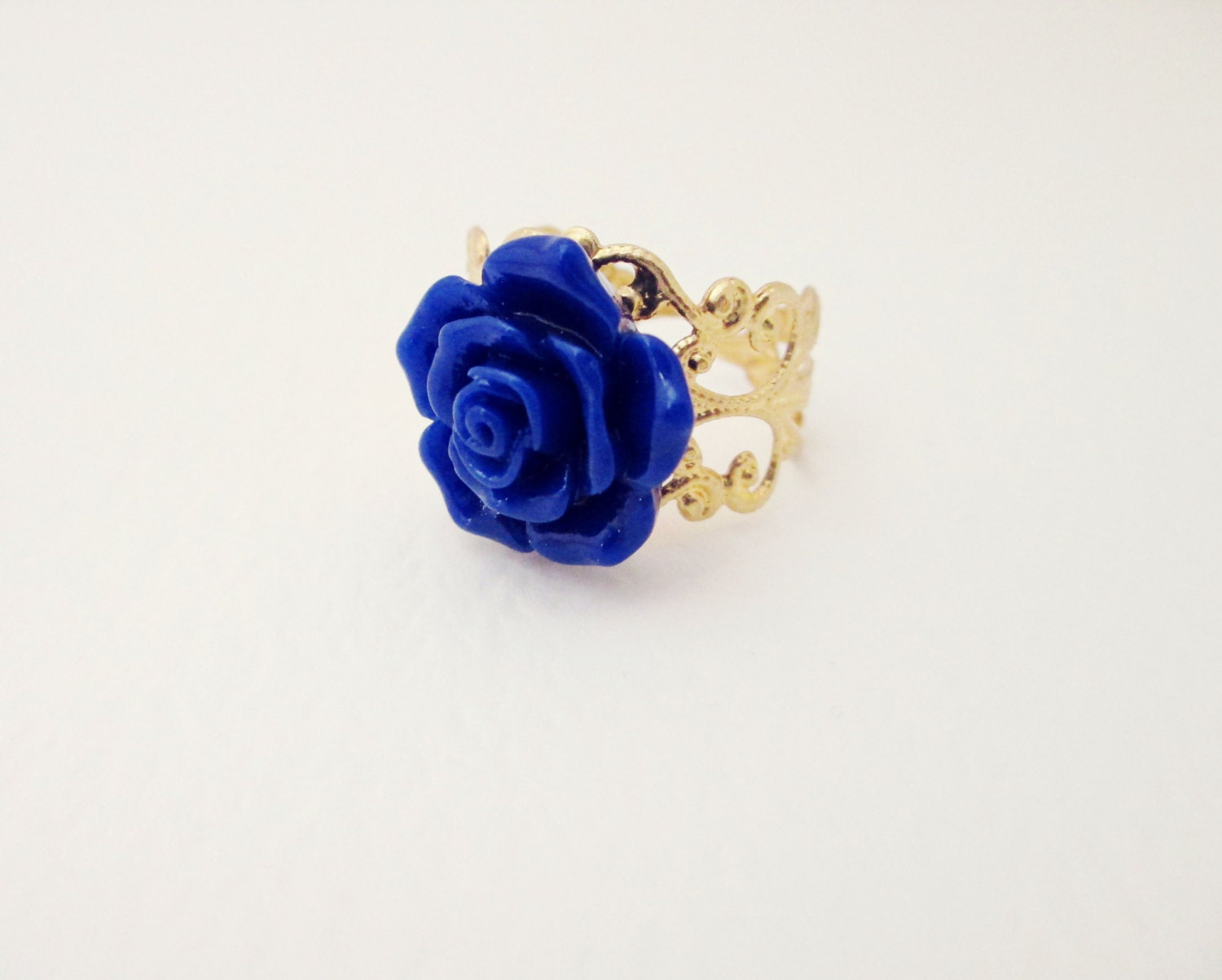 Navy Blue Flower Ring with Gold Filigree