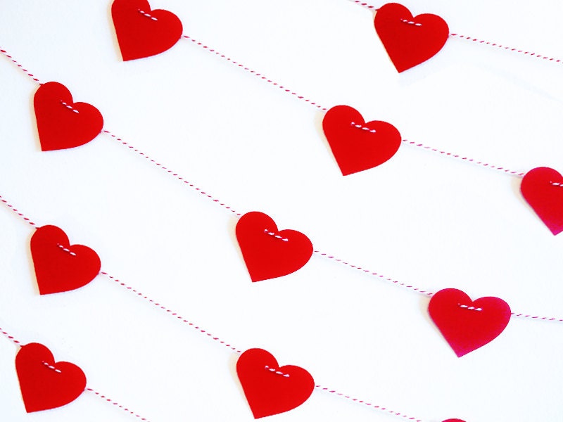 Red Paper Heart Garland - Photo Booth Prop - Valentines Day - Wedding Decoration Il_570xn