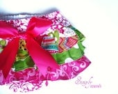 Baby Girl Bloomer--diaper cover--ruffle diaper bloomer--ruffle butt--spring--Pink bloomer--Baby girl Easter--Photo Prop