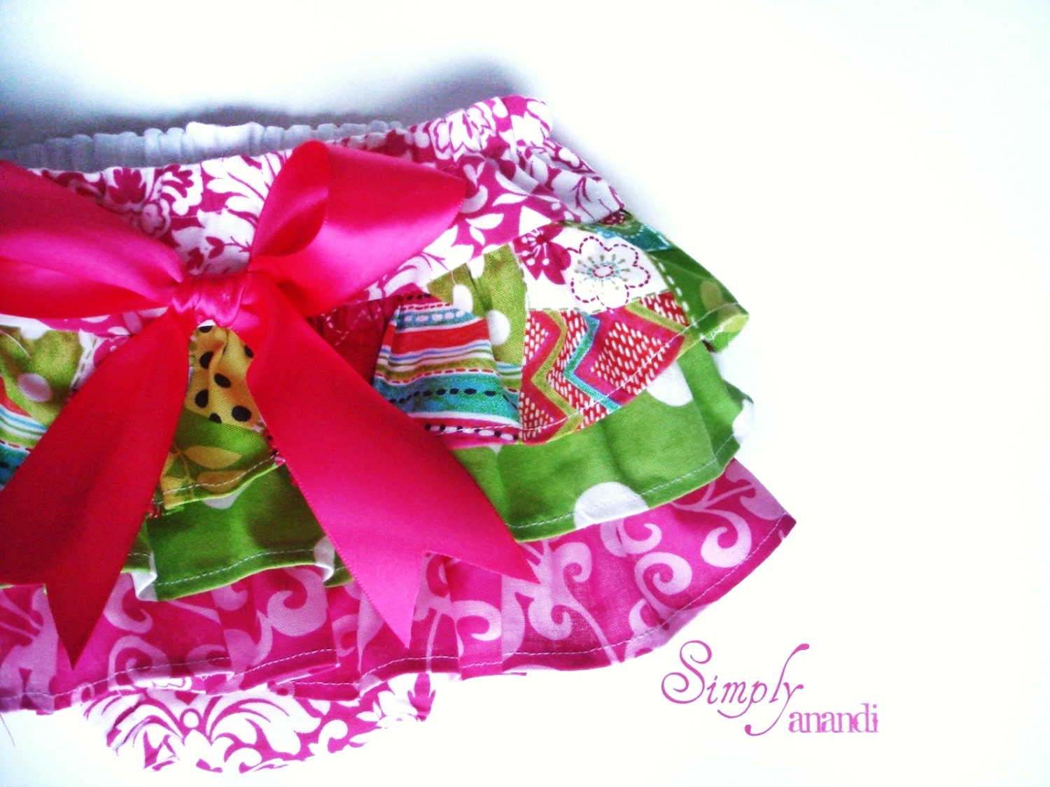 Baby Girl Bloomer--diaper cover--ruffle diaper bloomer--ruffle butt--spring--Pink bloomer--Baby girl Easter--Photo Prop