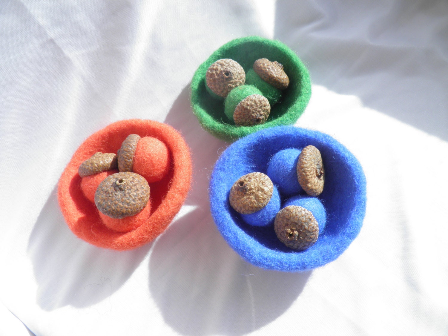 Felt Montessori Educational Toy/ Sorting felt acorns Toy/Waldorff Play/ Natural toy/ Organic