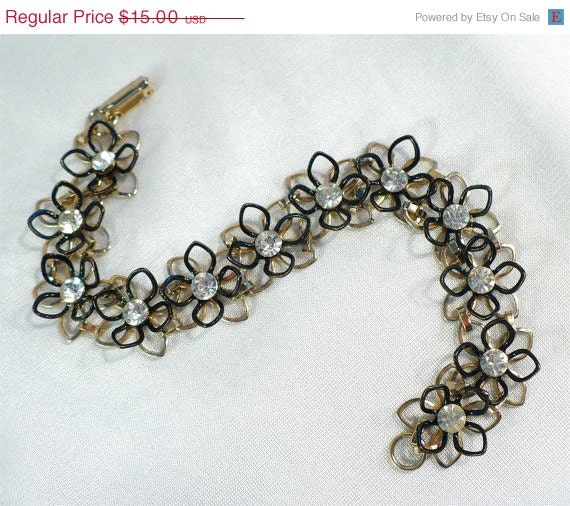 Vintage Rhinestone Bracelet - 3-Dimensional Flowers, Summer Fun