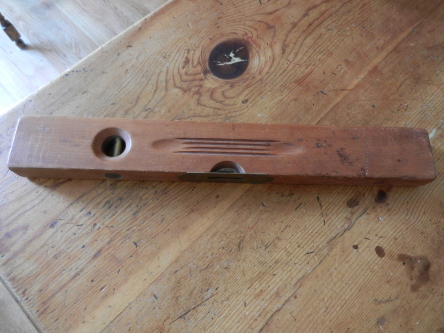 Antique Wooden Level c 1920's Henry Disston & Sons