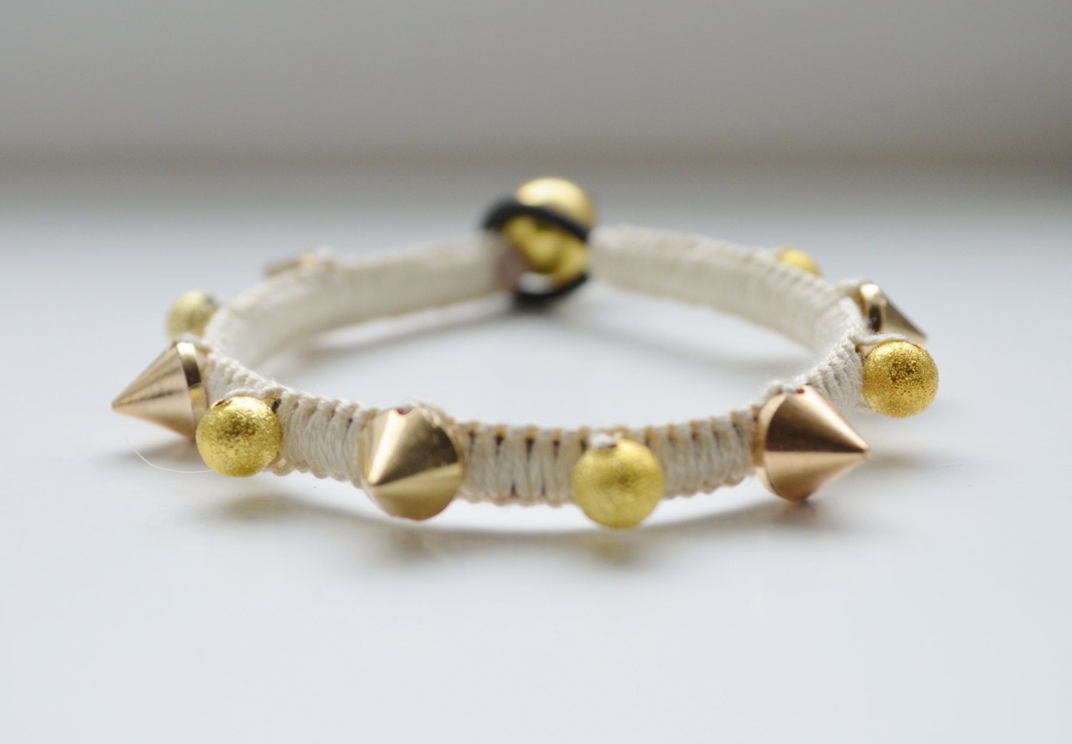 Cream and Gold Spike bead woven Bracelet