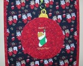Embroidered & Quilted Kitten in Stocking Ornament Christmas Holiday Wall Hanging
