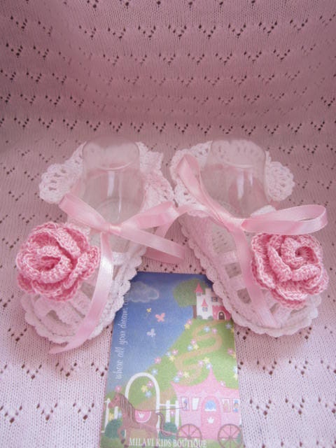 Baby girl Pink Rose booties, Baby shower crocheted girl booties, Newborn summer shoes, Newborn baby girl booties