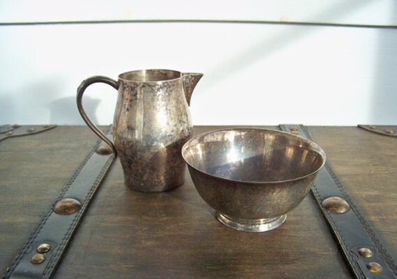 Silver Creamer and Sugar Bowl Paul Revere by Oneida by EraGlassCo