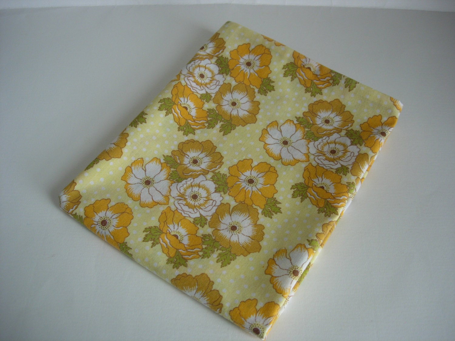 Retro Floral Golden Yellow Anemonies Pillowcase 1970s Yellow Brown Green and White