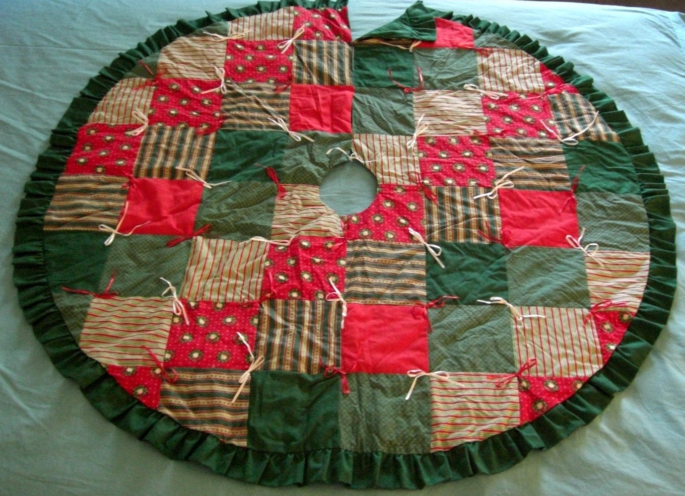 Vintage Patchwork Quilted Christmas Tree Skirt