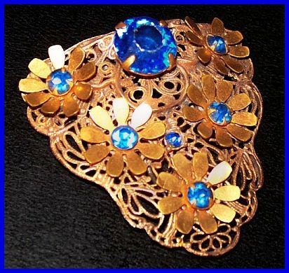 Vintage Art deco Fur Dress Clip Blue Rhinestone Brass Metal Floral Design 2" VG