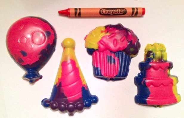 Birthday Party Crayons--  SET of FOUR CUSTOM recycled crayons, party favors, balloon crayons, cake crayons, cupcake crayons