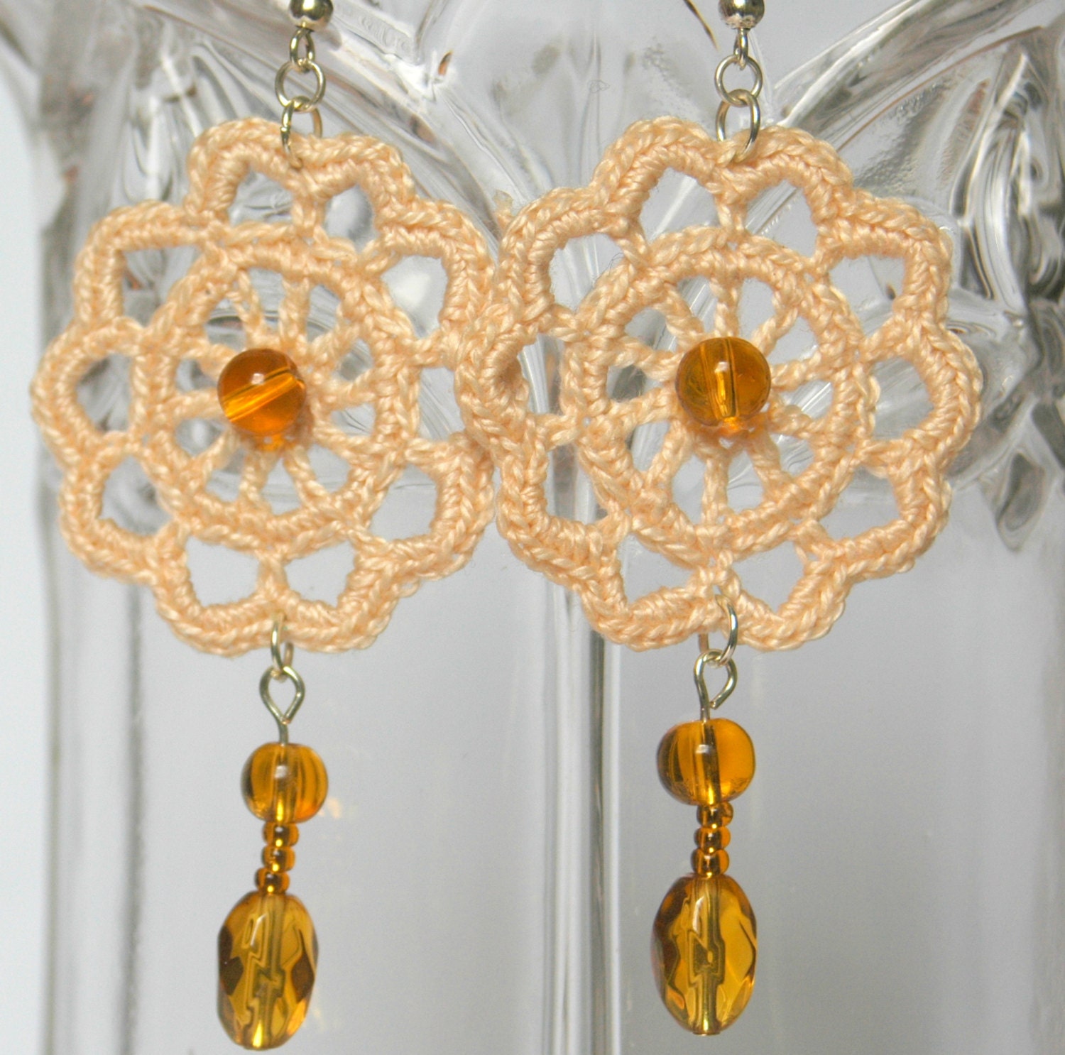 Beige crochet earring - Crochet earring jewelry - Large crochet earring - Crochet earring - Crochet flower - Red garnet