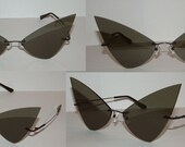 One Piece Zephyr cosplay Glasses Sun Glasses Black lenses.