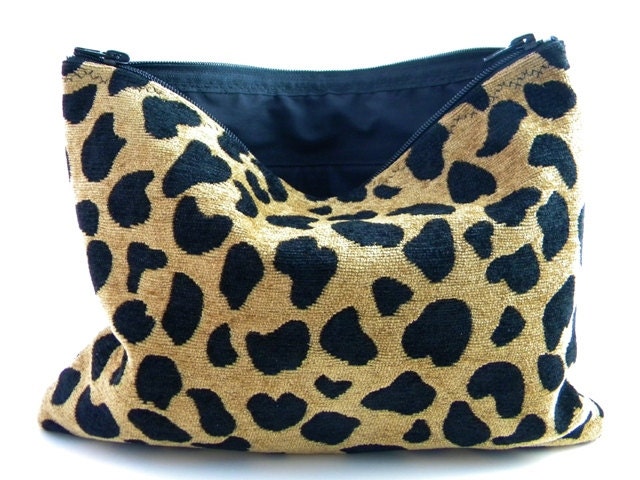 Ashleigh Statement Clutch