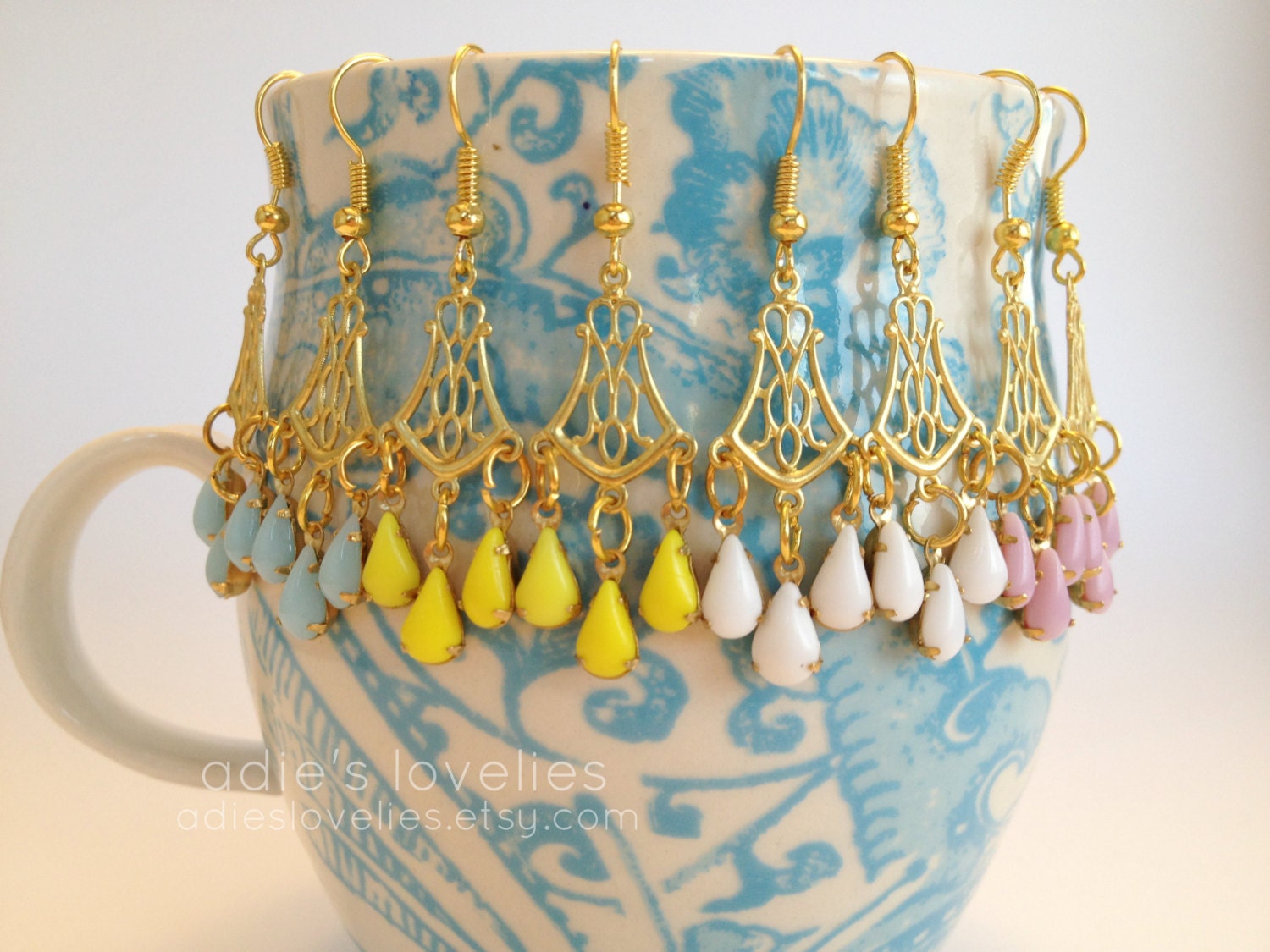 Vintage Teardrop & Filigree Dangle Earrings - Choose from 4 Colors - Gold