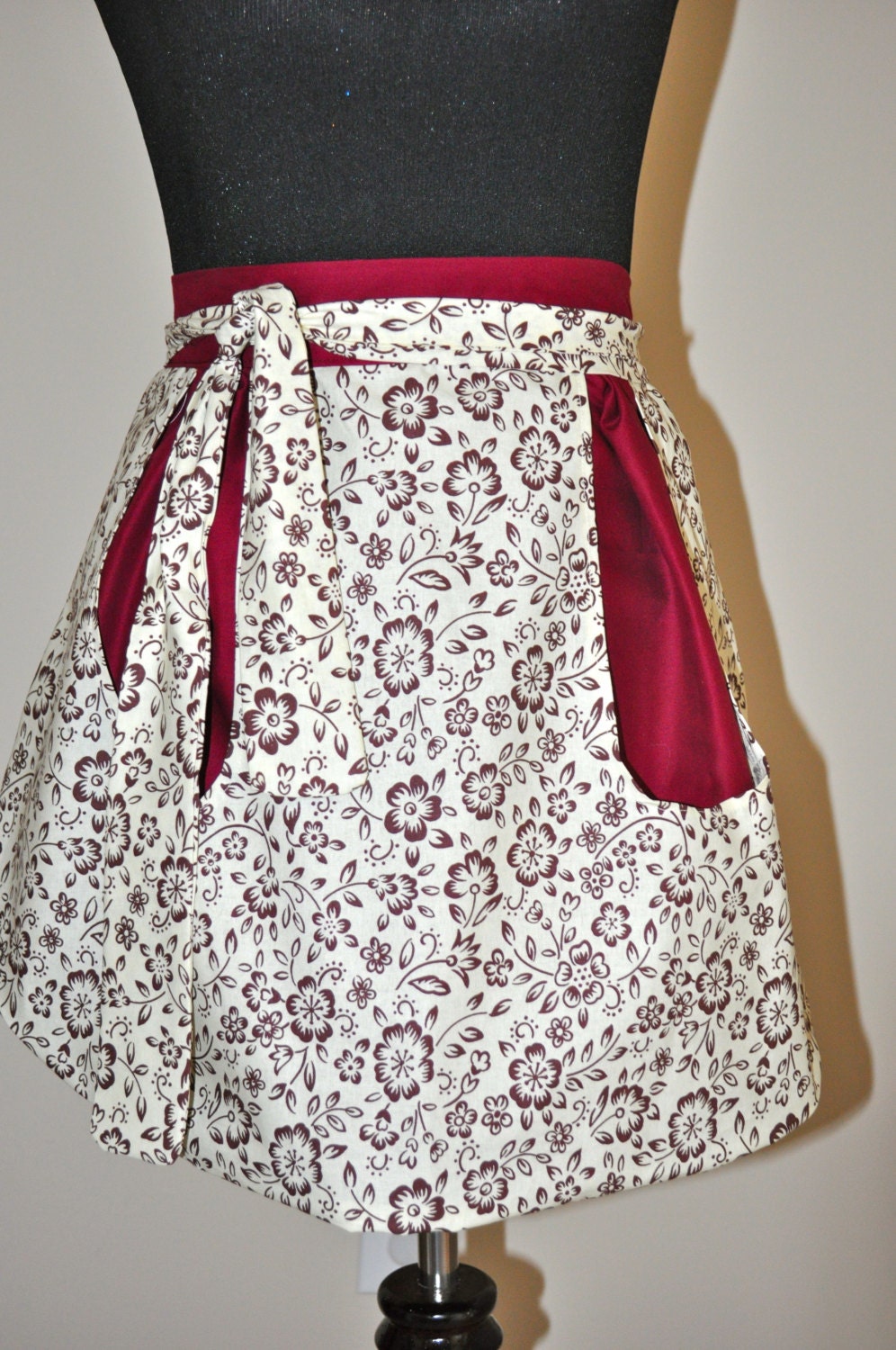 Women's half apron with 2 large pockets in flower print cream and maroon wrap around ties, Ready to ship.