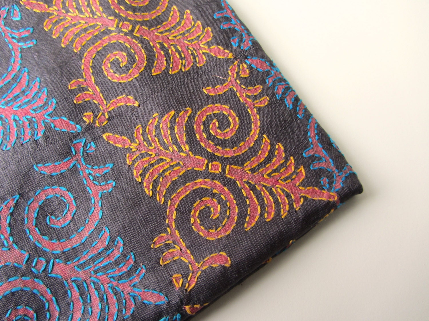 Grey yellow blue  embroidered blokprint tussar silk fabric nr 228 piece of 2,5 meters