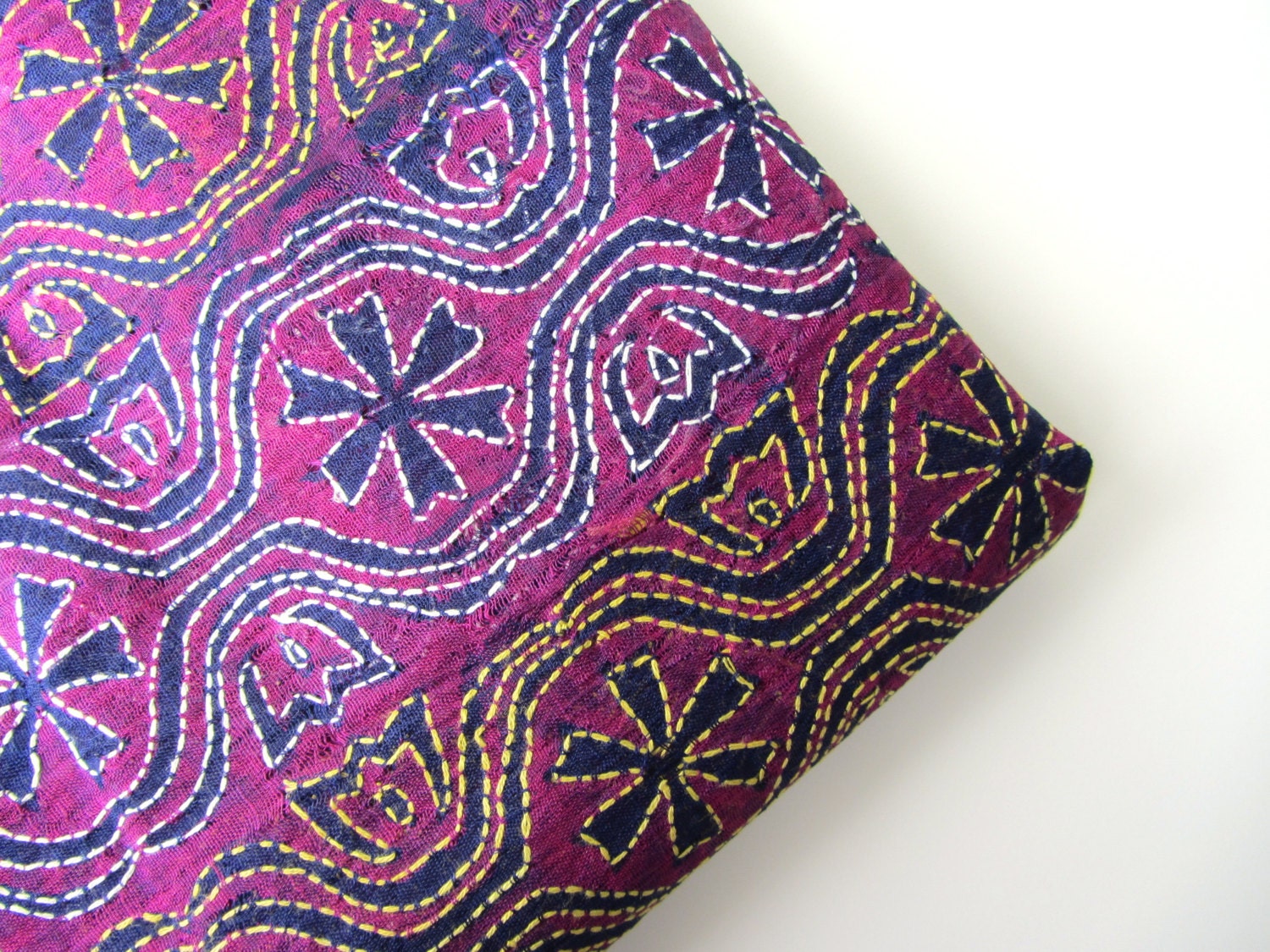 Purple black hand embroidered hand painted Mulberry silk fabric nr 231 piece of 2,5 meters