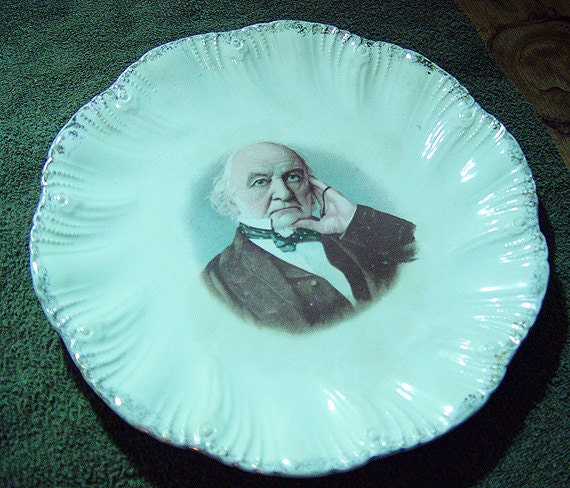 Antique wall-hanging plate with portrait of a mystery man. New Year Sale