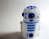 Remastered White Glass R2D2 Art Pipe