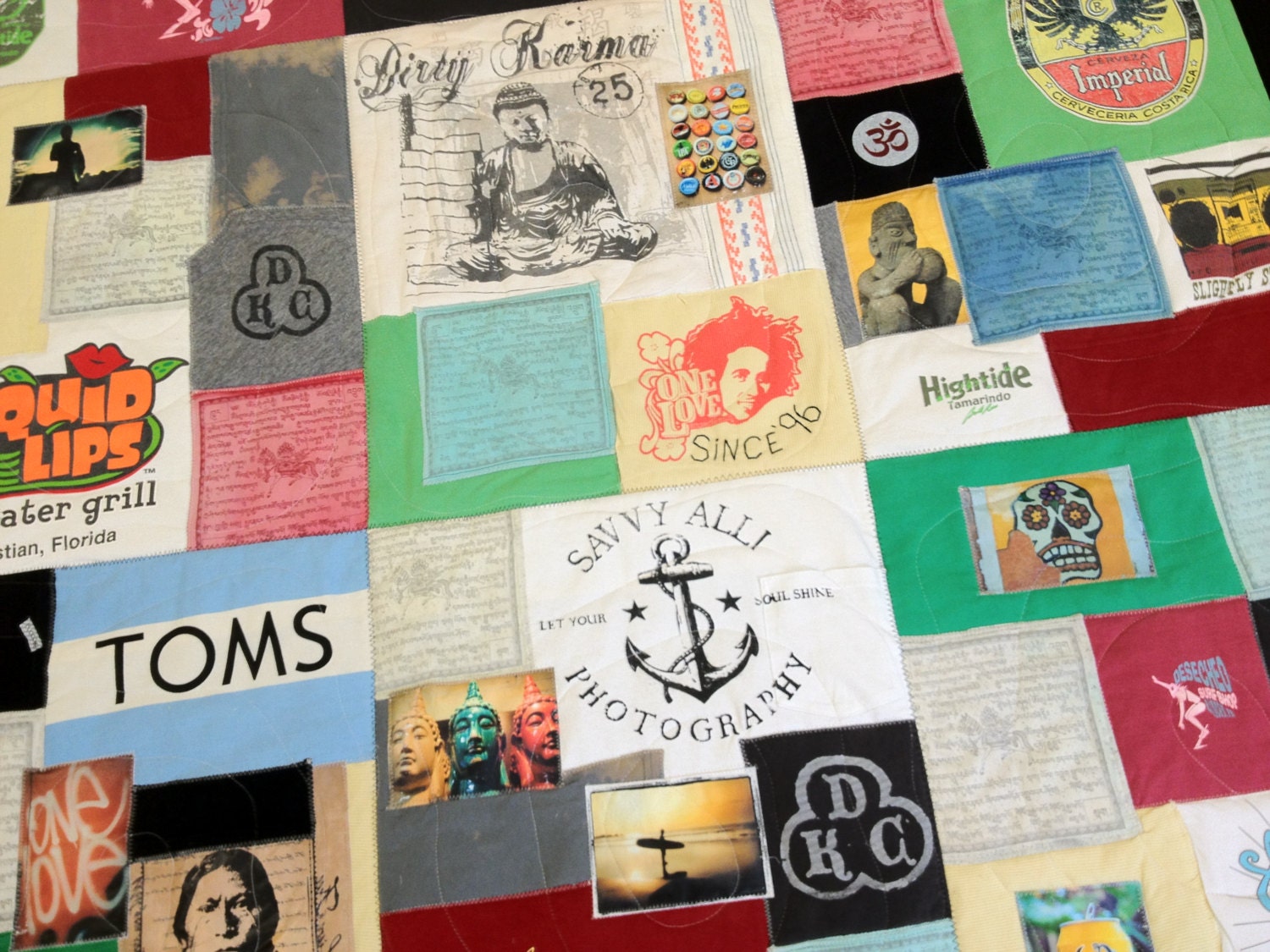 Tshirt Quilt / Memory Quilt / Tshirt Blanket / Custom Made with YOUR Tshirts & Clothes