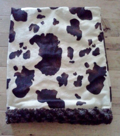 Designer Snuggle Sack: Velboa Faux Fur Print with Minky Pet Sleeper