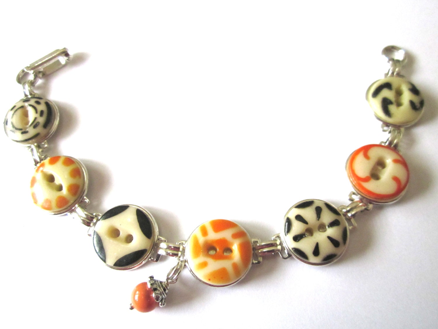 SAN FRANCISCO GIANTS antique button bracelet, 1800s buttons, silver links. One of a kind