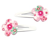 Pink Flower Snap Clip Set with Pink Pearl Center Embellishment and Floral Print on White Snap Clip