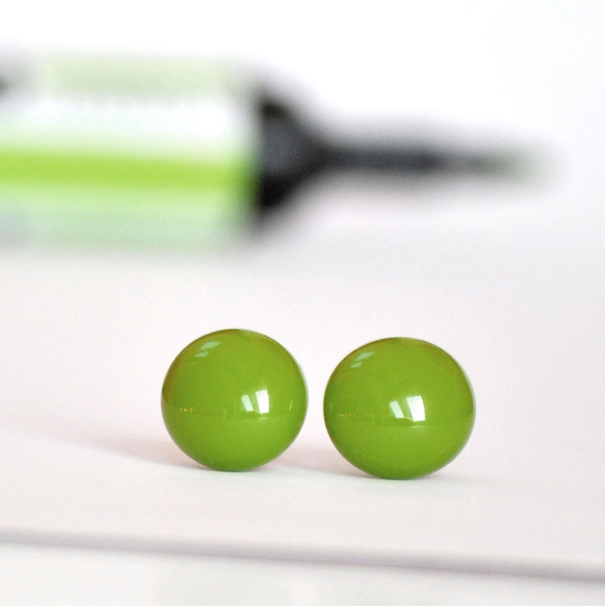 Pea green ball - silver plated, fused glass stud / post earrings