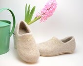 Felted wool clogs Spring - handmade organic wool felt slippers with rubber soles - Eco-friendly shoes