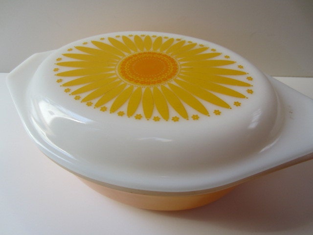 Vintage Orange and Yellow Sunflower Pyrex Casserole Dish