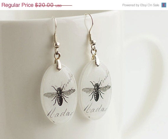 ON SALE Bee Earrings, Insect Earrings, Oval Earrings, White and Black, FREE shipping