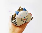 Coin purse / Cat purse / Metal frame purse / kitty coin purse / Metal frame - Made to order
