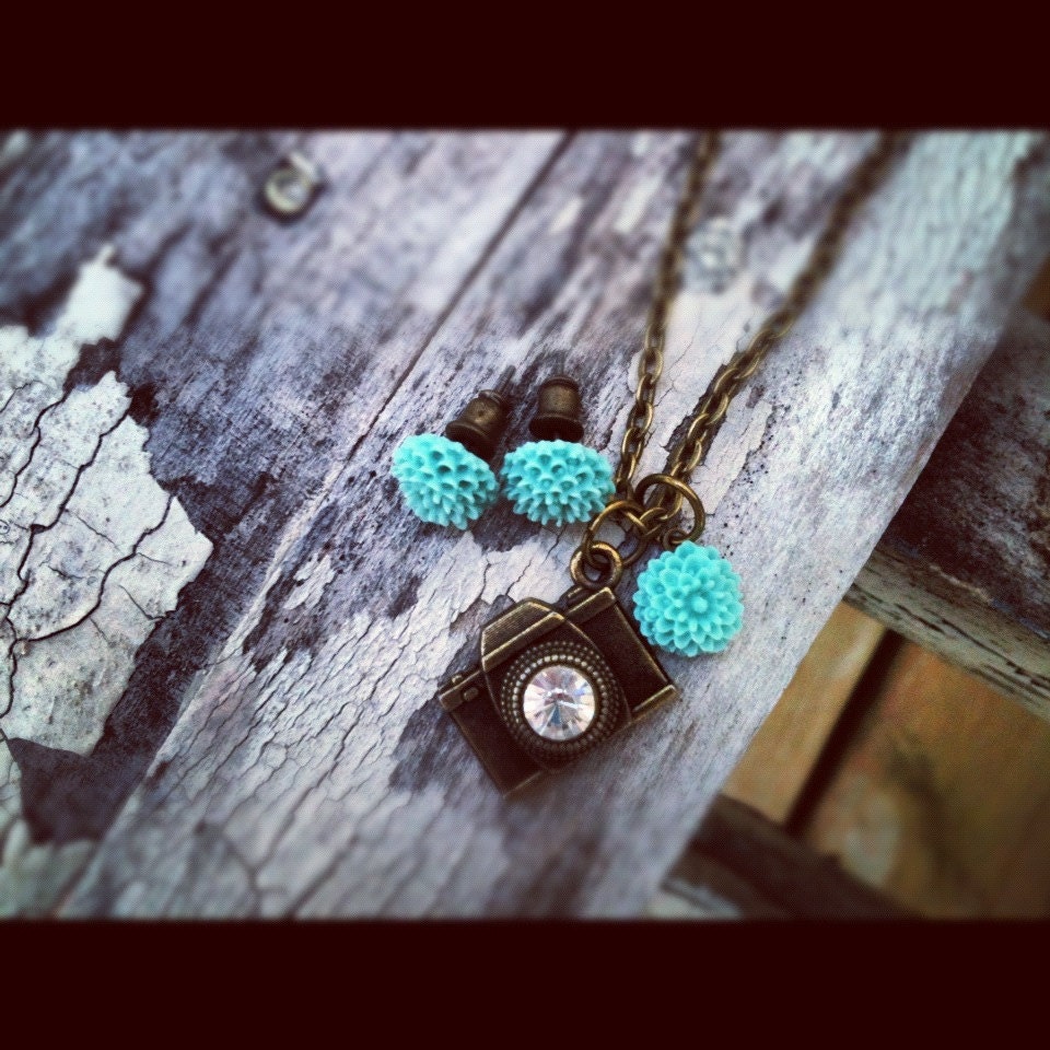 Photography Necklace and Matching Earrings Antique Bronze Camera and teal mum flowers wedding photographer gift