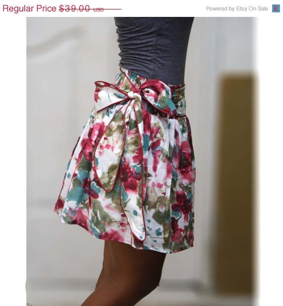 ON SALE Spring Blueberry Splash Abstract Floral Mini Skirt