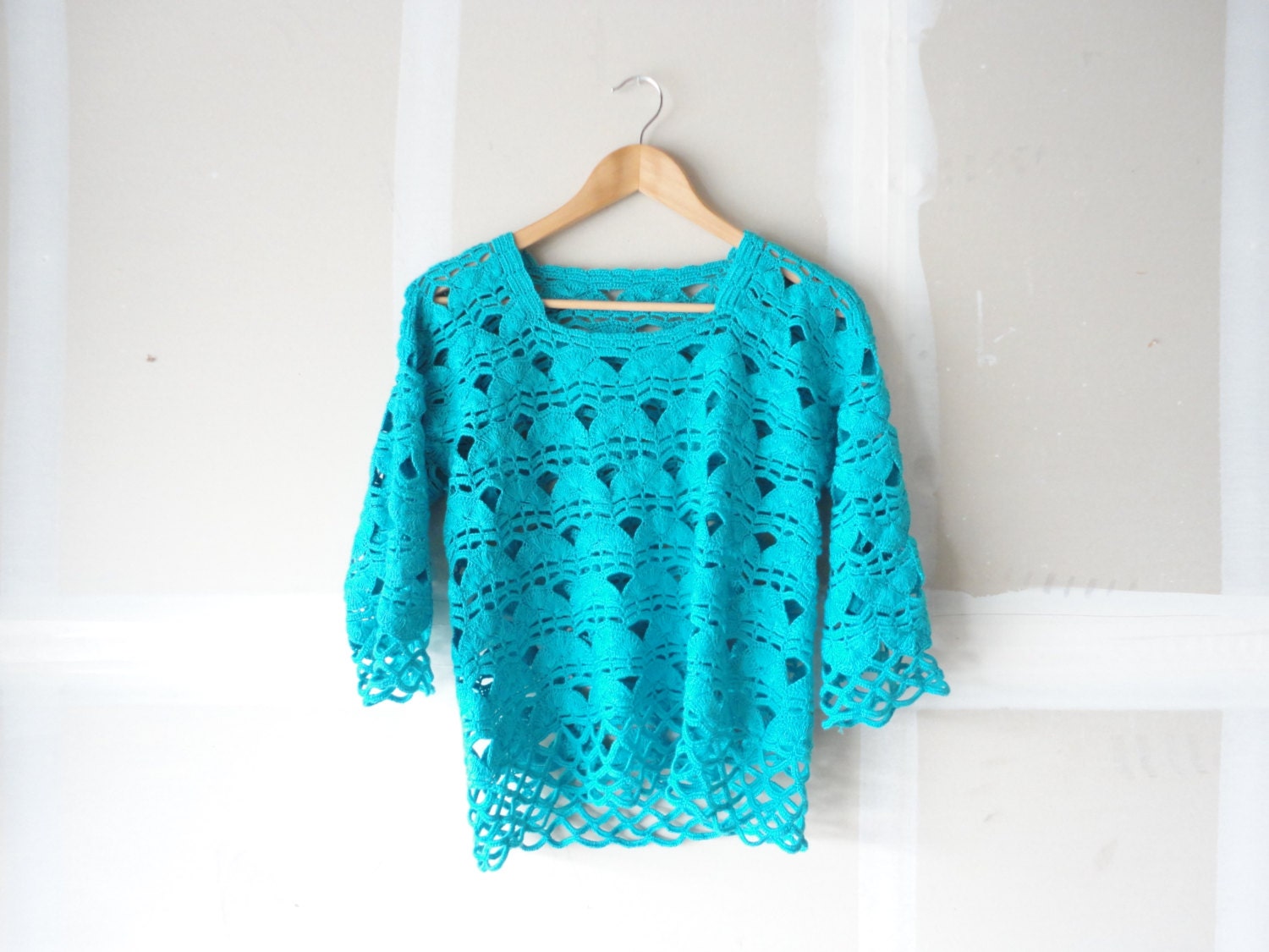 crochet top, crochet blouse, turquoise top, turquoise shirt