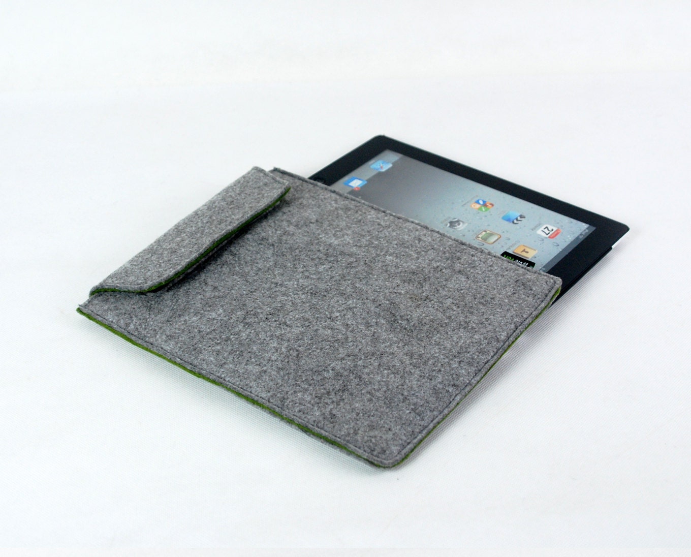 Felt Snug fit iPad sleeve iPad bag iPad Case iPad Stand for iPad 2 3 4 Handmade Custom Made :E568-LGra01