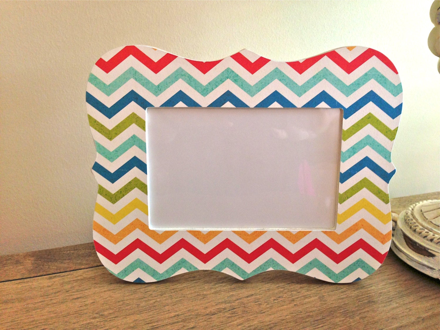 Rainbow Chevron - Scalloped Edge Picture Frame