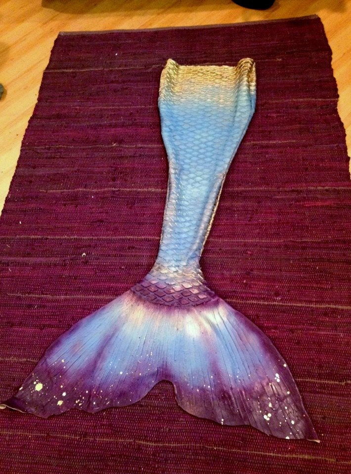 Pro Custom Realistic Latex mermaid Tails