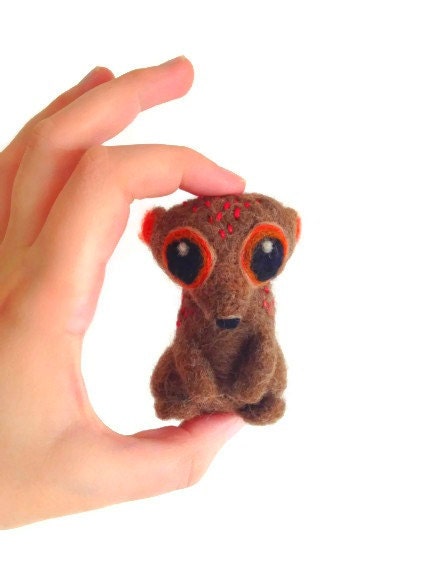 Sunda Colugo (Flying Lemur) Sculpture, Needle Felted Fibre Miniature