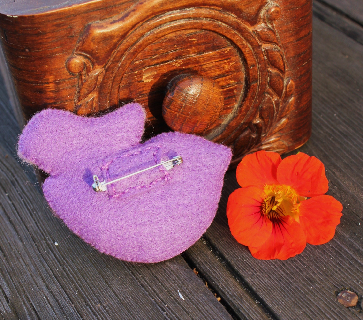 Bird Brooch - Mother's Day gift, Needle felt and Hand Embroidery