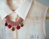 Old pink crochet necklace / Statement collar / Crocheted necklace / Contemporary jewelry / Collar shirt
