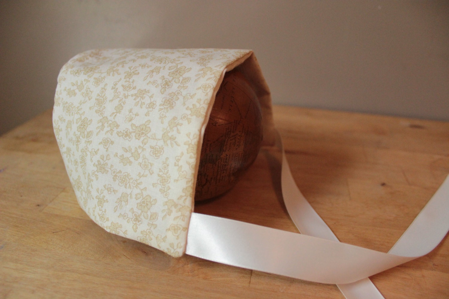 Newborn photo prop, Newborn baby bonnet, baby fabric hat, baby shower gift, cream, neutral, ivory, cotton