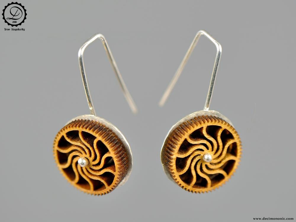 The mini timber cog earrings - Lignum Collection by Decimononic